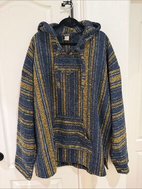 Earthbound trading xxl hooded sweater blue and yellow